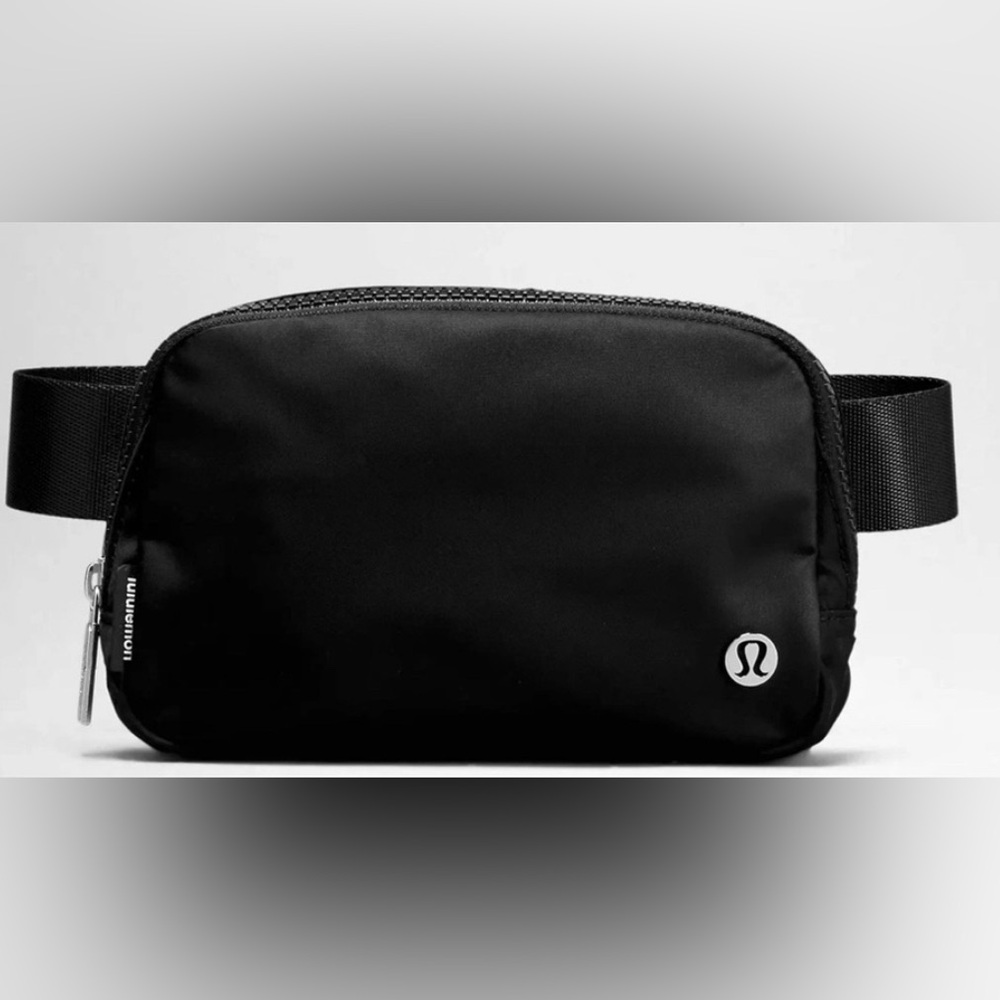 NWOT lululemon Everywhere Belt Bag 1L Unisex - Picture 3 of 10